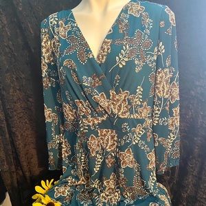 Gorgeous jade & multi color long sleeve dress